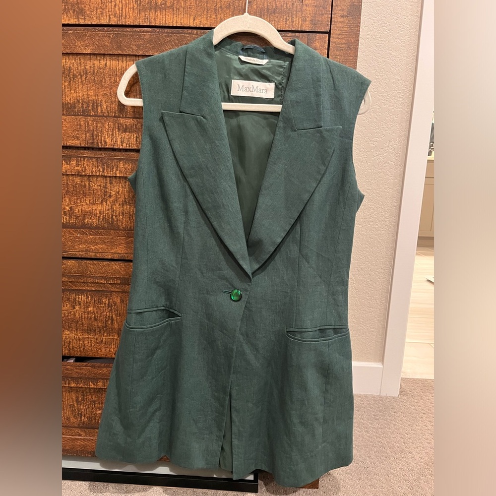 MaxMara 100% Linen Green Sleeveless Blazer - Made in Italy